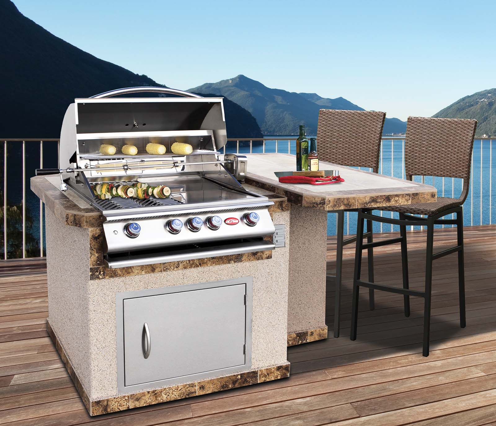 L-Shaped BBQ Island with P4 Grill and Side Table by Cal
